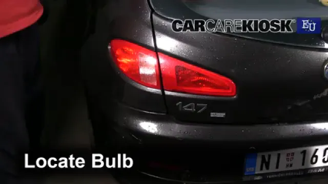 2007 Alfa Romeo 147 T.Spark 1.4L 4 Cyl. Lights Brake Light (replace bulb)